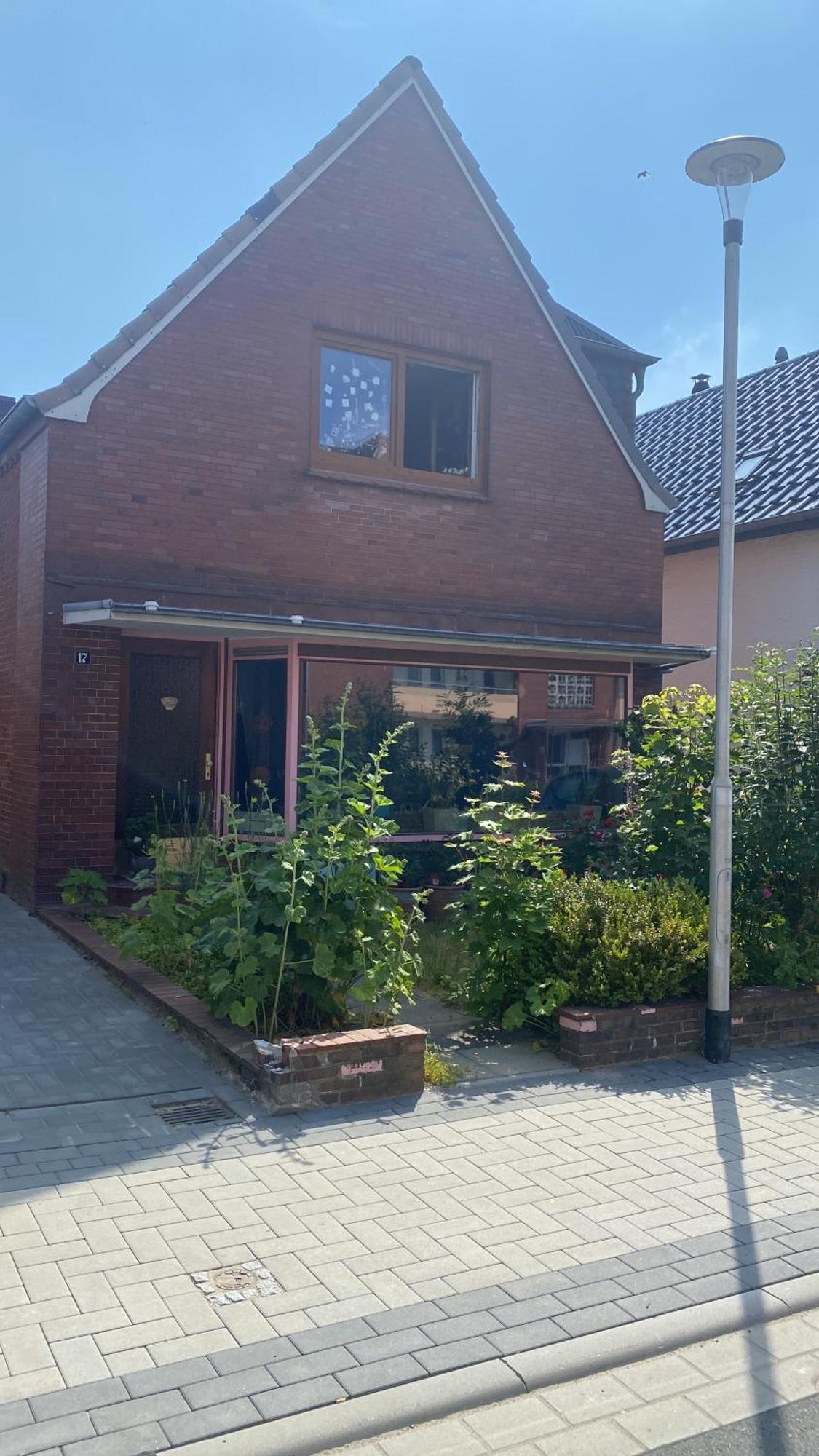 Privartzimmer 'Ausfahrt Freihalten' Husum (Schleswig-Holstein) Exterior foto